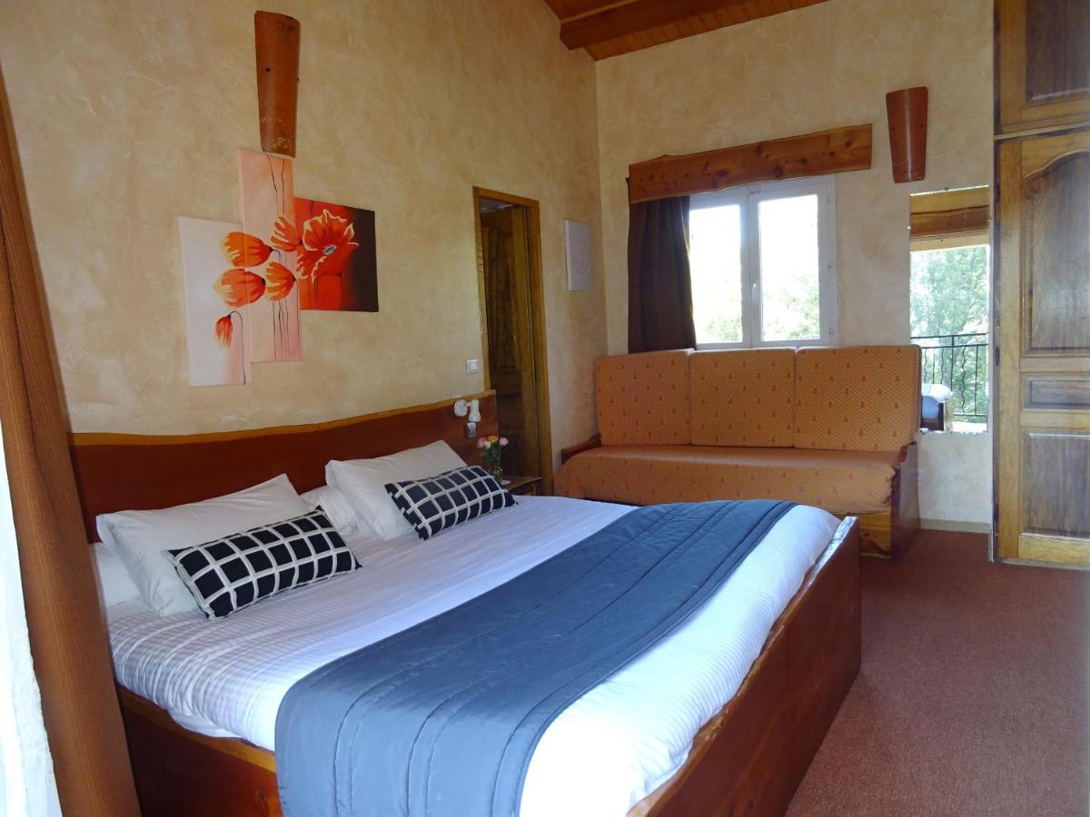 Les D'hotes Au Bois Fleuri Frühstückspension *