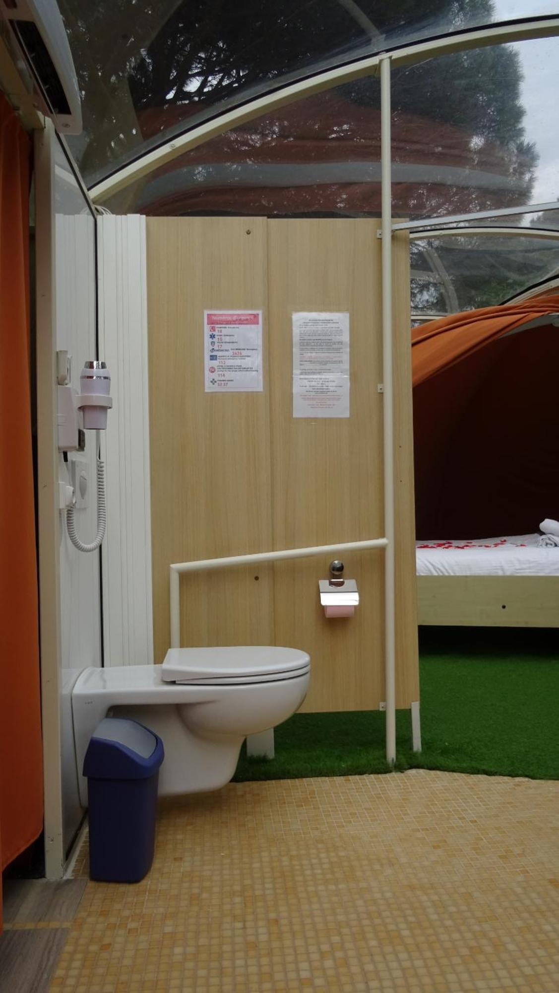 Les D'hotes Au Bois Fleuri Frühstückspension