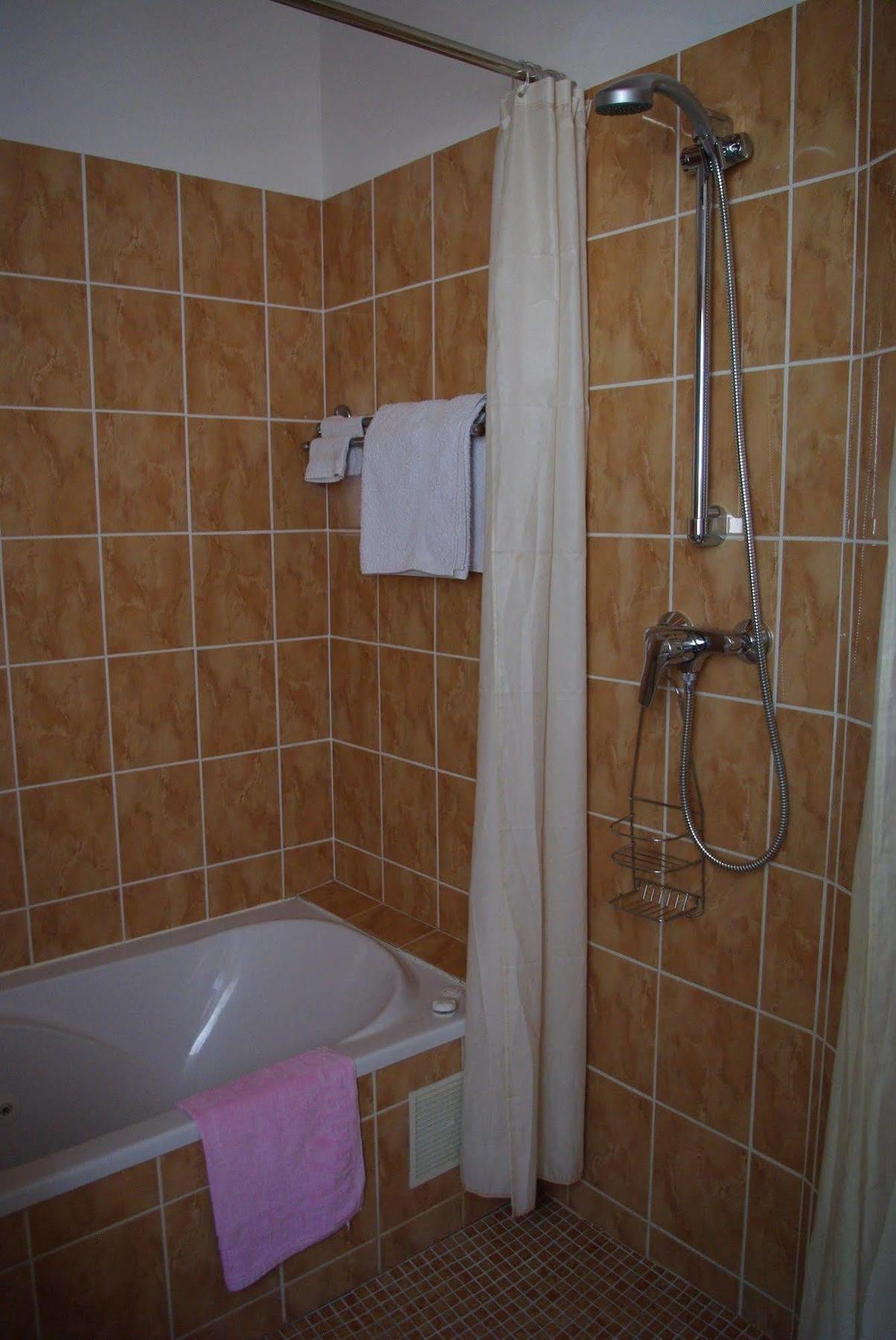 Les D'hotes Au Bois Fleuri * Roquebrune-sur Argens