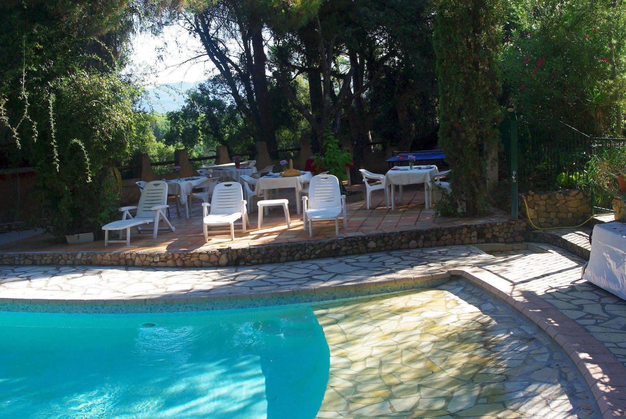 Les D'hotes Au Bois Fleuri Roquebrune-sur Argens