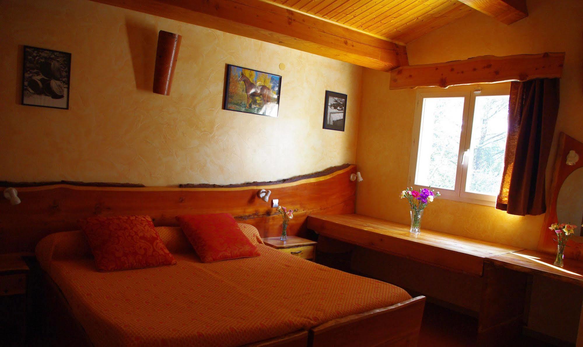 Les D'hotes Au Bois Fleuri * Roquebrune-sur Argens